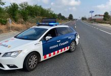 Detenido por causar un accidente en Esplugues mientras conducía bebido y drogado