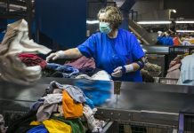 Esplugues consigue 87.500 kg de ropa en sus puntos de recogida