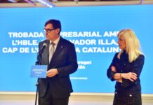 Visita institucional de Salvador Illa, jefe de la oposición en el Parlament