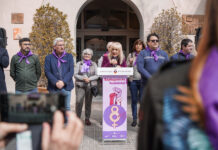 Esplugues clama el 8M por incorporar el feminismo «en nuestra acción cotidiana»
